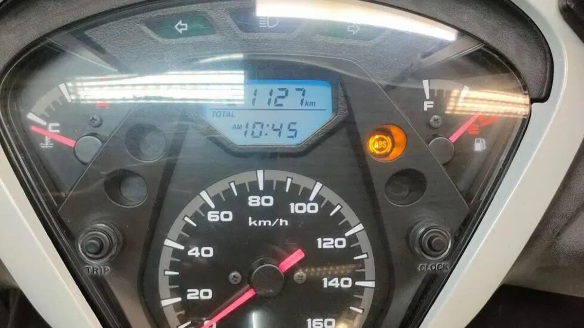 Honda SH 150i ABS (2013 - 16)  (4)