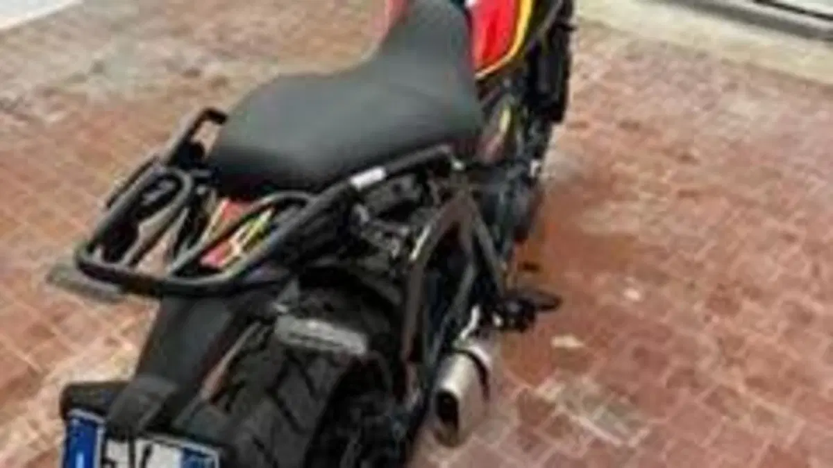 Royal Enfield Guerrilla 450 (2024 - 26)  (5)