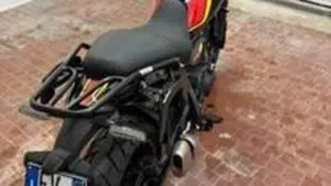 Royal Enfield Guerrilla 450 (2024 - 26)  (5)