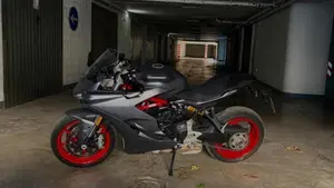 Ducati SuperSport 939 (2017 - 20)  (2)