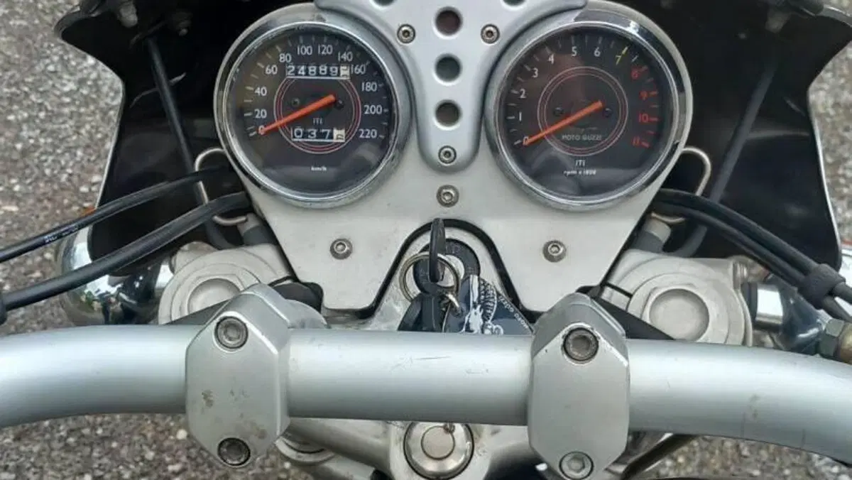 Moto Guzzi California Titanium  (6)