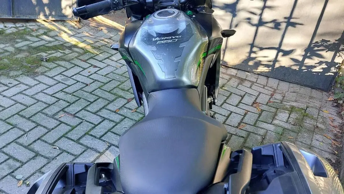 Kawasaki Versys 650 Grand Tourer (2017 - 20)  (15)