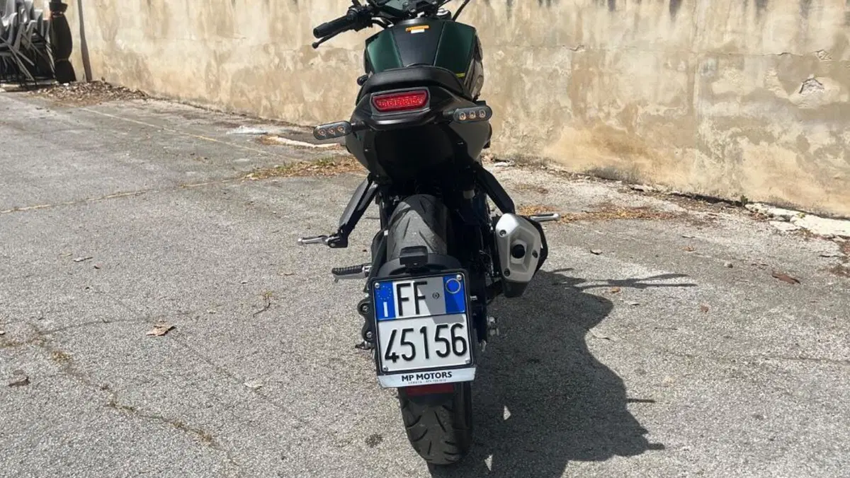 Benelli Leoncino 125 (2022 - 25)  (2)