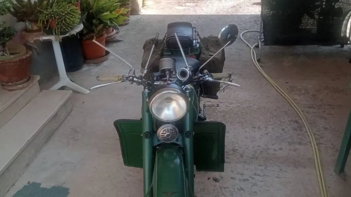 Moto Guzzi   (3)