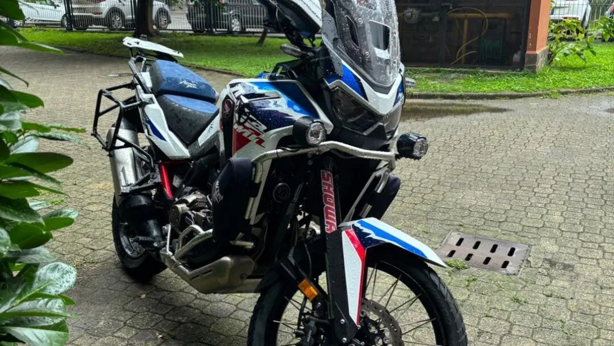 Honda Africa Twin CRF 1100L ES DCT (2024 - 26)  (3)