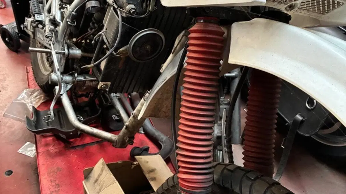 Kawasaki KLR 650 (1988 - 00)  (9)