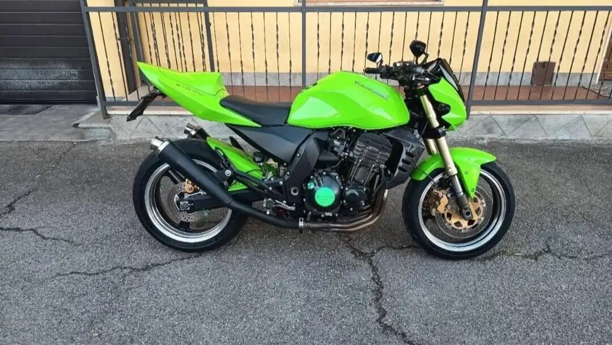 Kawasaki Z 1000 (2003 - 06)  (2)