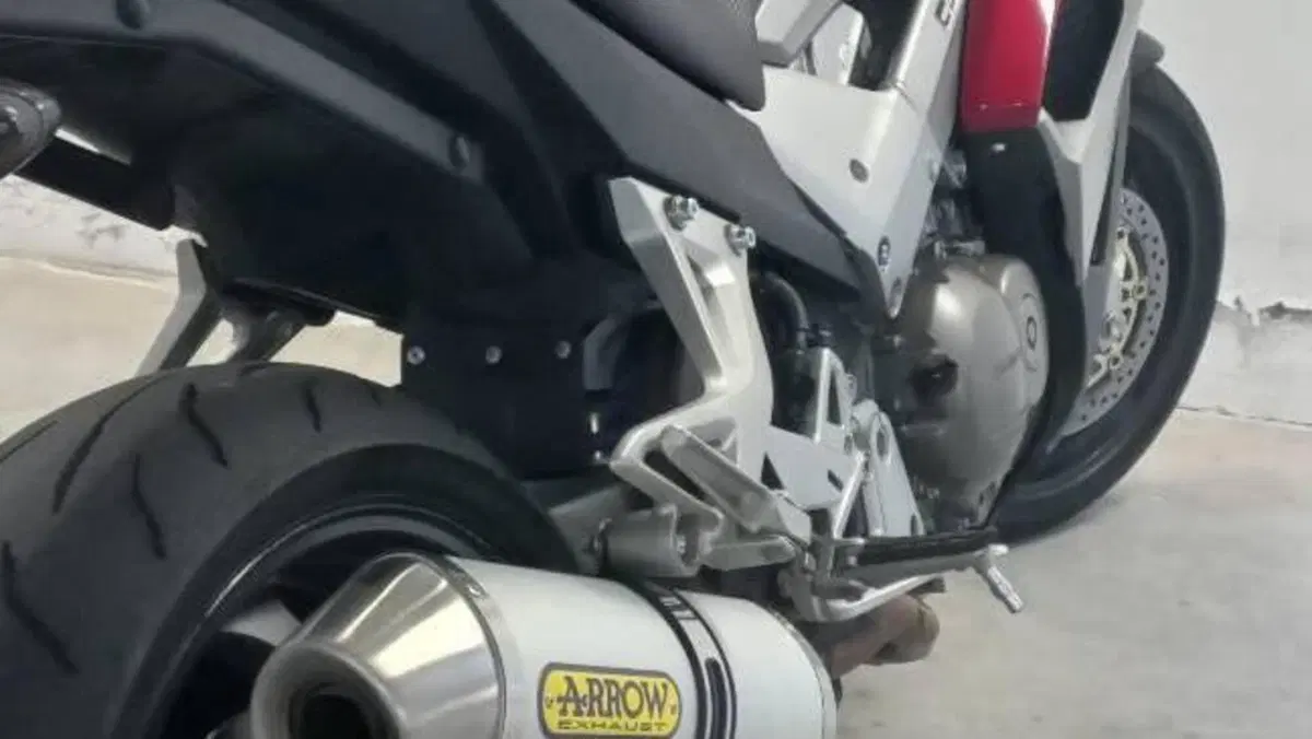 Honda Crossrunner ABS (2010 - 14)  (2)