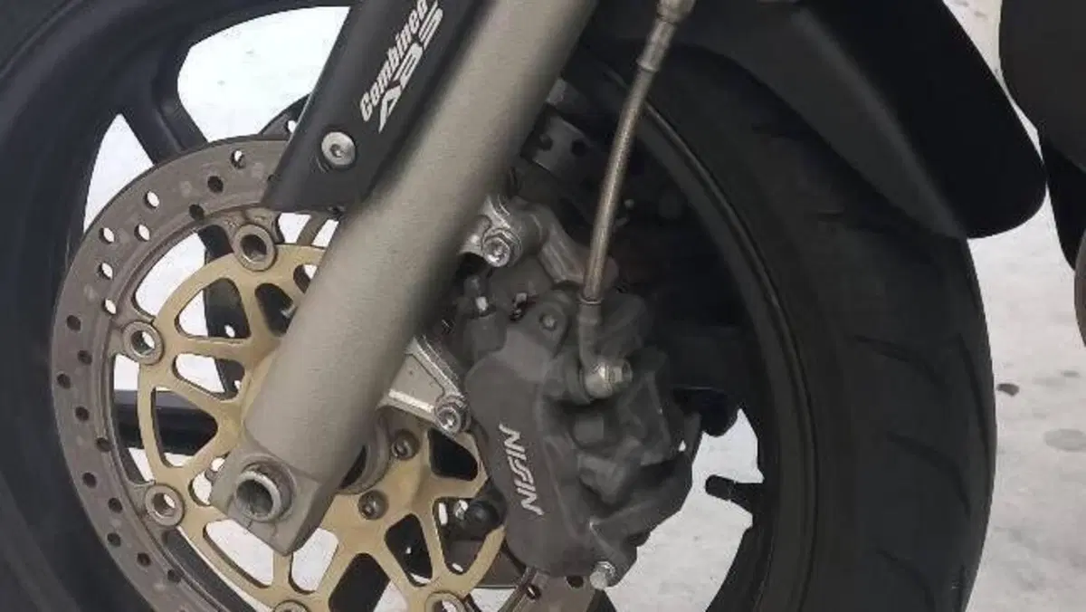 Honda Crossrunner ABS (2010 - 14)  (4)