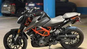 KTM 390 Duke (2021 - 23)  (3)