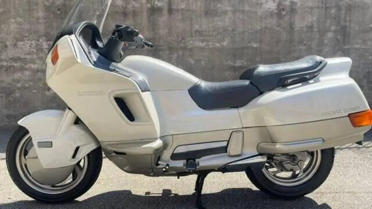 Honda PC 800 