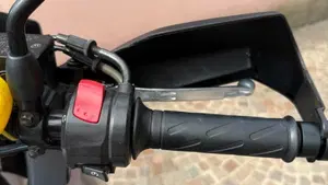 Suzuki V-Strom 650DL (2006 - 07)  (6)