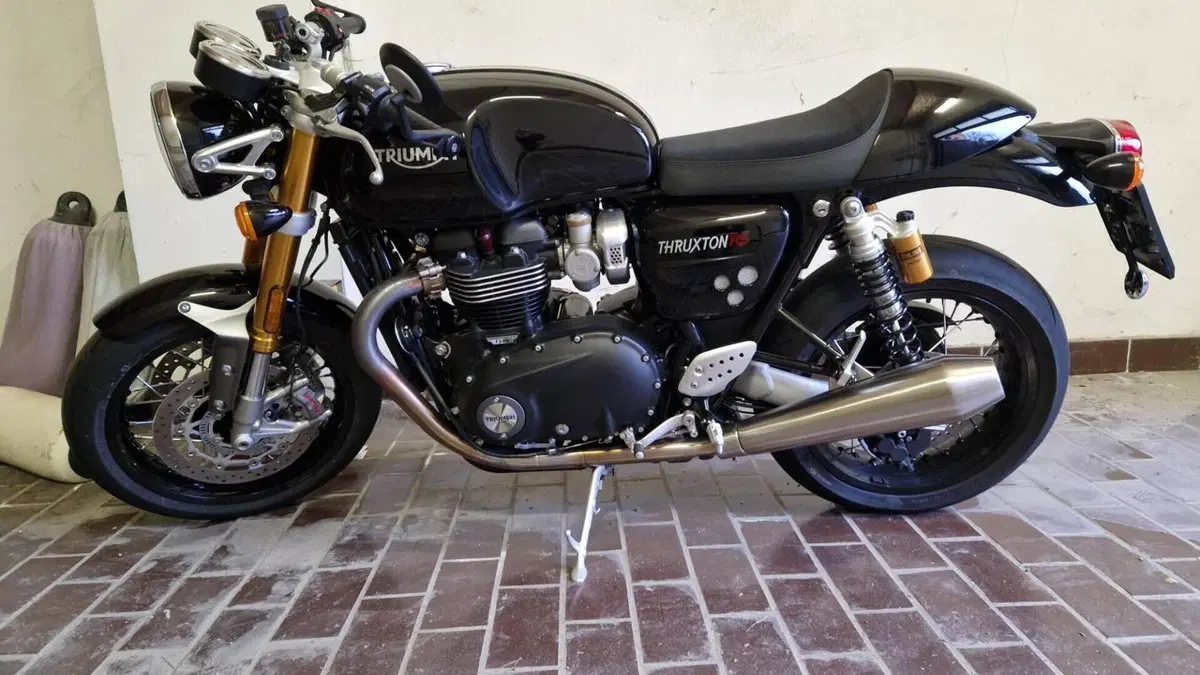 Triumph Thruxton RS (2020 - 25) 