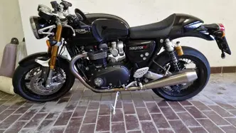 Triumph Thruxton RS (2020 - 25) usata