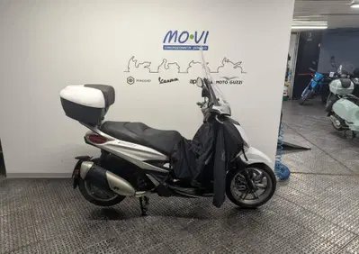 Piaggio Beverly 300 ABS-ASR (2021 - 25) - Annuncio 10081833