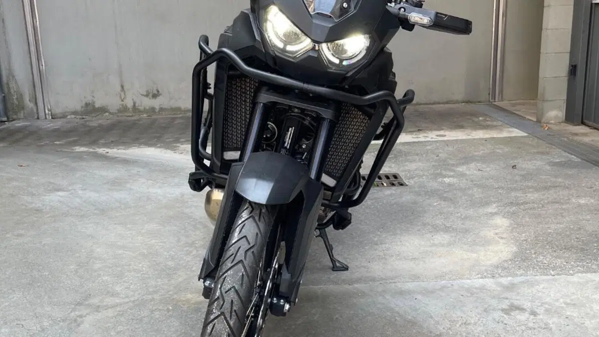 Honda Africa Twin CRF 1100L DCT (2022 - 23)  (3)