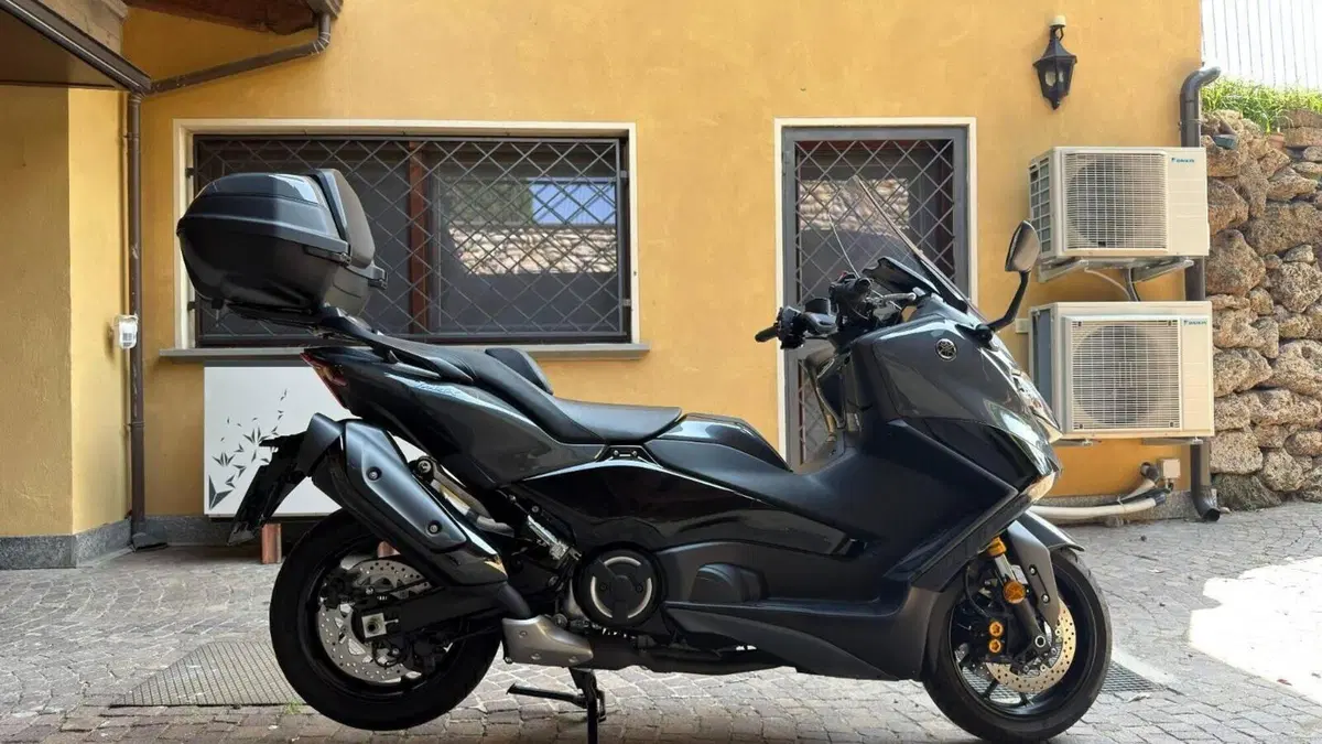 Yamaha T-Max 560 Tech Max (2022 - 24) 