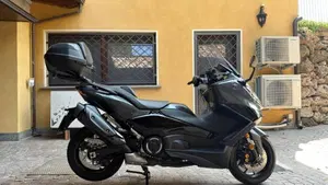 Yamaha T-Max 560 Tech Max (2022 - 24) 