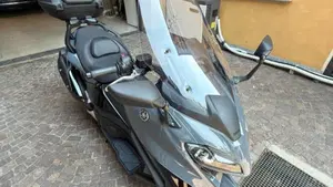 Yamaha T-Max 560 Tech Max (2022 - 24)  (3)