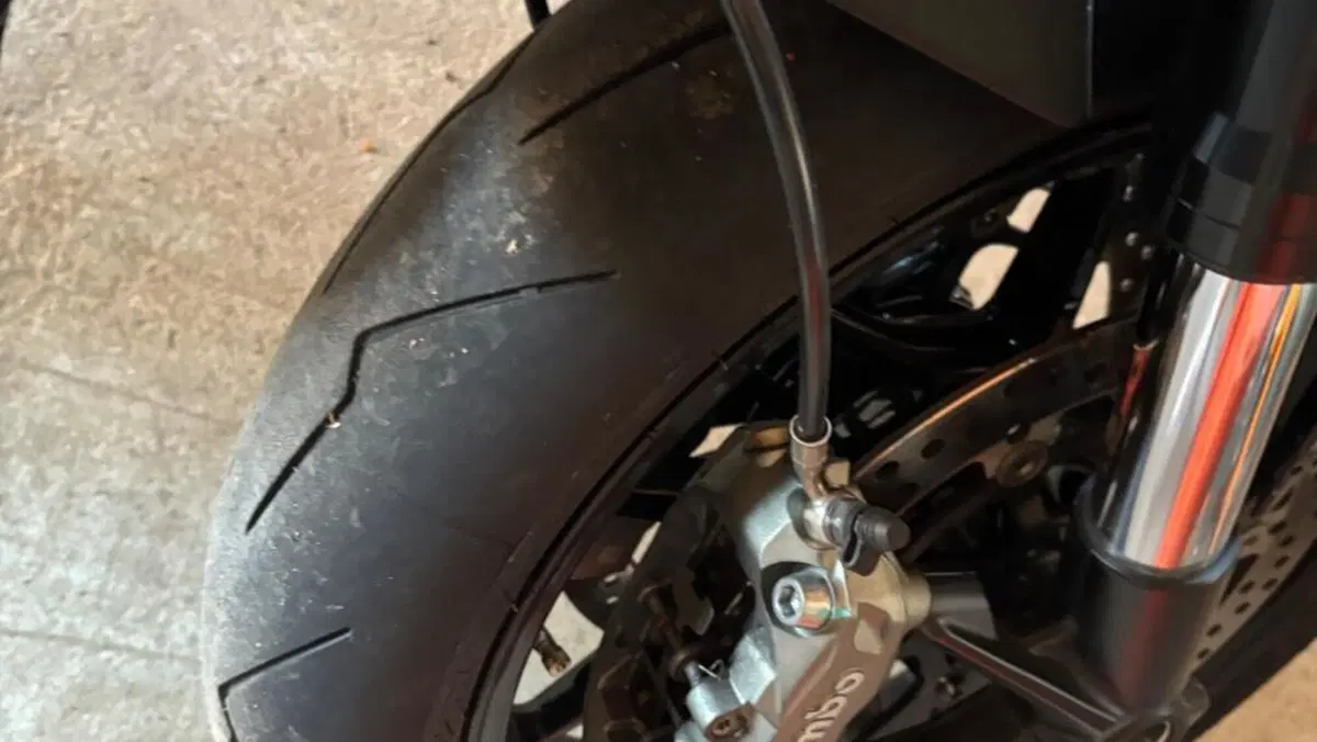 Ducati Monster 937 (2021 - 25)  (4)