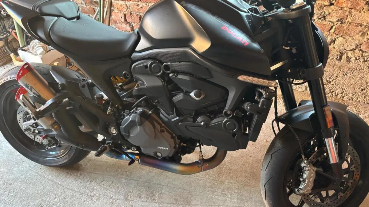 Ducati Monster 937 (2021 - 25)  (5)