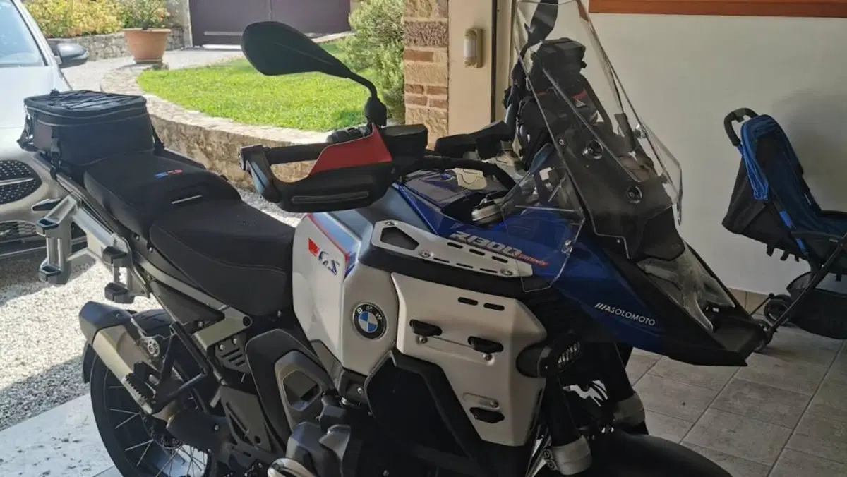Bmw R 1300 GS Adventure Trophy (2025 - 26)  (10)
