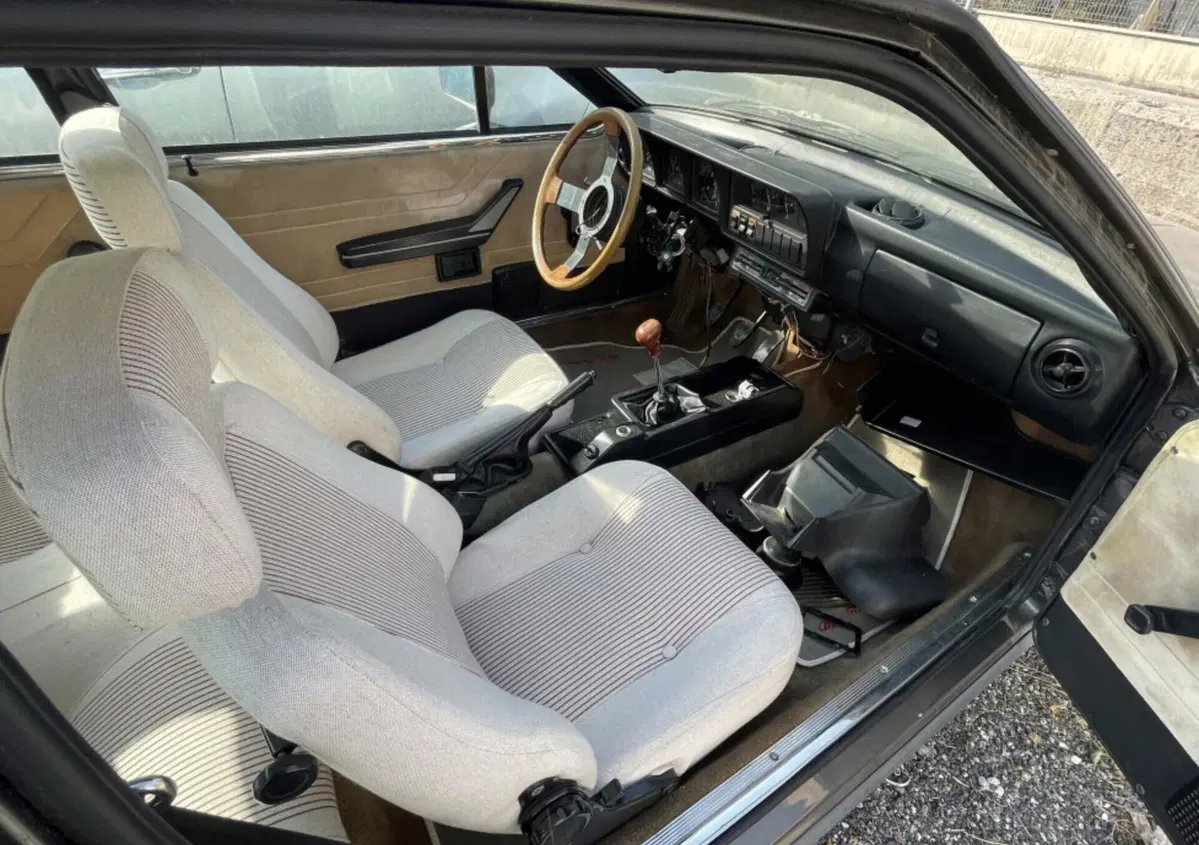 Alfa Romeo gtv  (9)