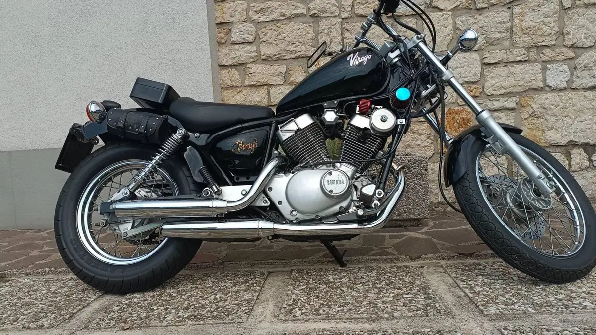 Yamaha XV 250 S Virago (1994 - 01)  (2)
