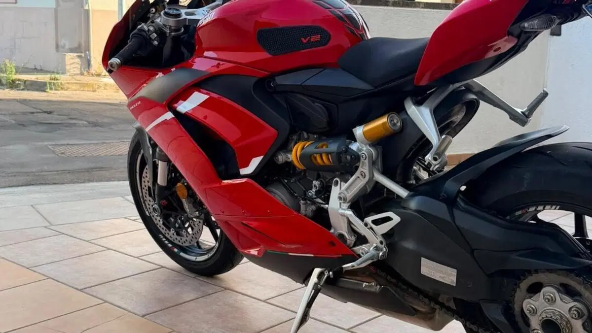 Ducati Panigale V2 (2021 - 24)  (4)