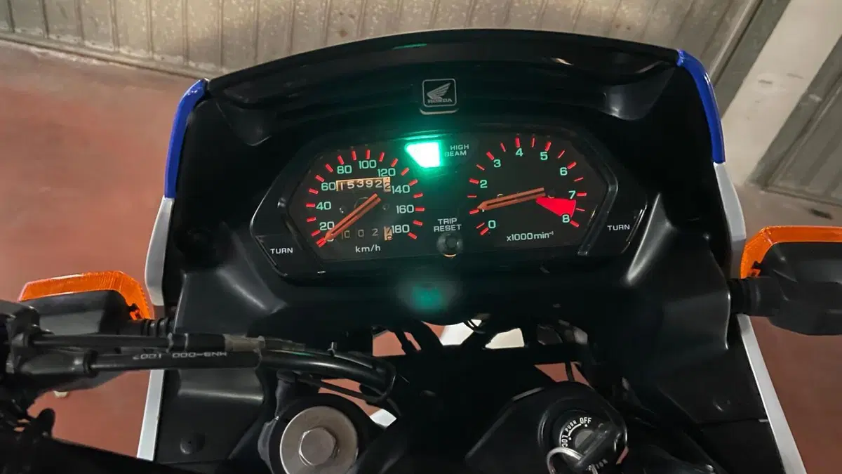 Honda NX 650 Dominator (1991 - 95)  (3)