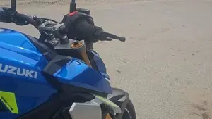 Suzuki GSX-S1000 (2021 - 25)  (3)