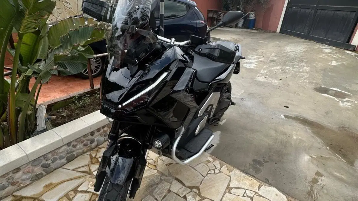 Honda X-ADV 750 Special Edition (2026)  (2)