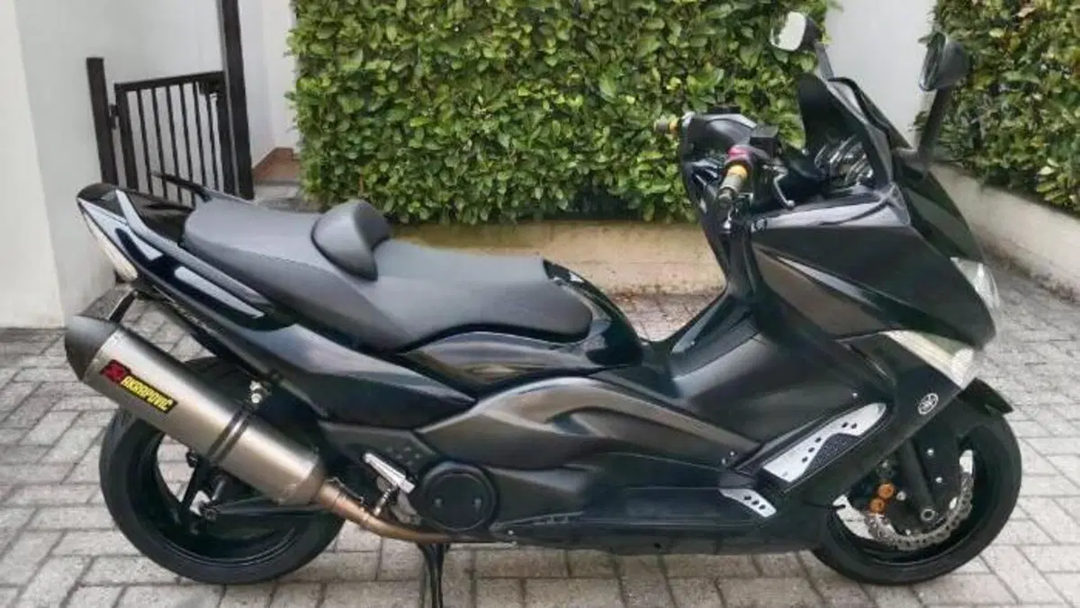 Yamaha T-Max 500 (2008 - 12)  (2)