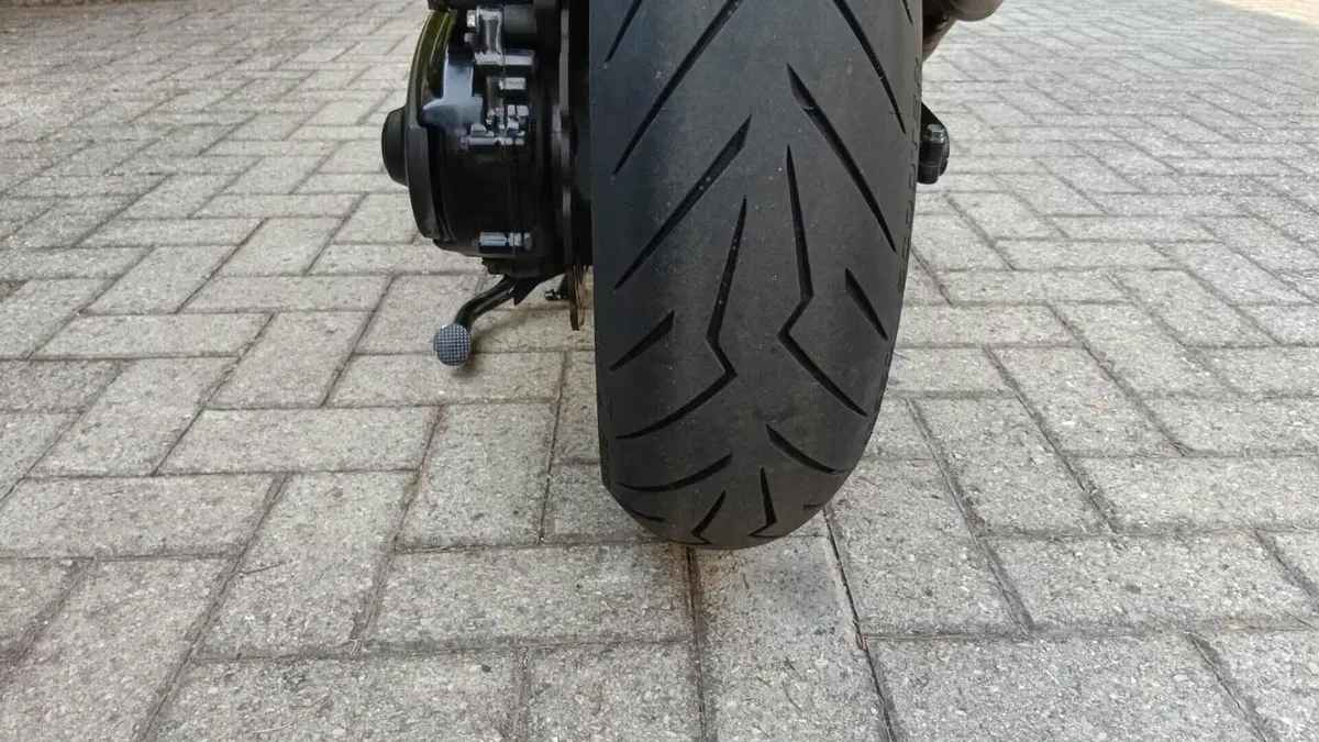 Yamaha T-Max 500 (2008 - 12)  (3)
