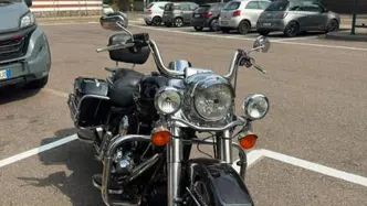 Harley-Davidson 1584 Road King Classic (2007 - 10) - FLHRC usata