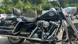 Harley-Davidson 1584 Road King Classic (2007 - 10) - FLHRC  (3)