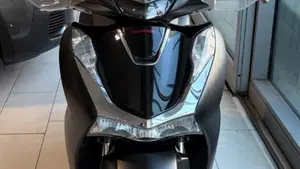 Honda SH 150i Sport (2024 - 25)  (2)