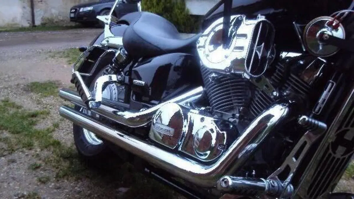 Honda VT 750 Shadow Spirit  (11)