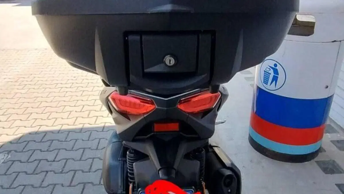 Yamaha X-Max 300 Tech Max (2021 - 24)  (6)