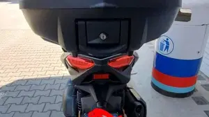 Yamaha X-Max 300 Tech Max (2021 - 24)  (6)