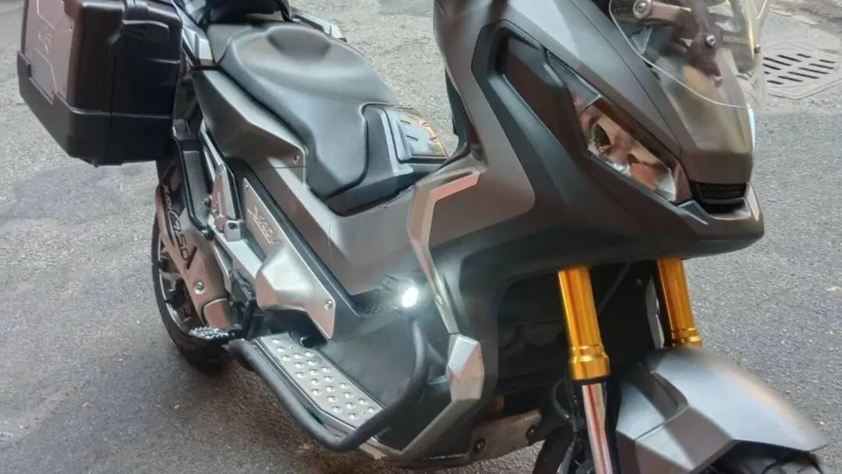 Honda X-ADV 750 (2018 - 20)  (6)