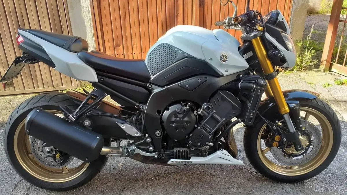 Yamaha FZ8 ABS (2010 - 13)  (2)