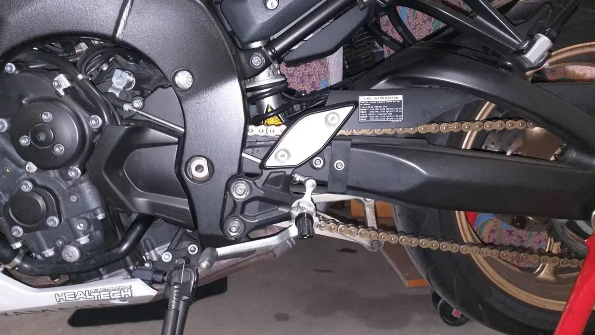 Yamaha FZ8 ABS (2010 - 13)  (5)