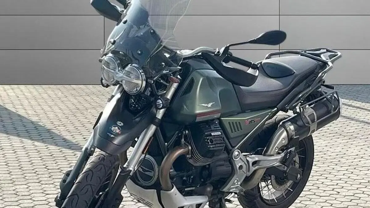Moto Guzzi V85 TT (2021 - 23)  (2)