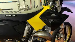 Suzuki RM 125 (2005 - 06)  (4)