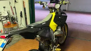 Suzuki RM 125 (2005 - 06)  (6)