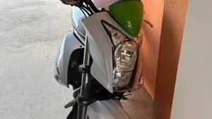 Kawasaki ER-6N (2009 - 11)  (4)