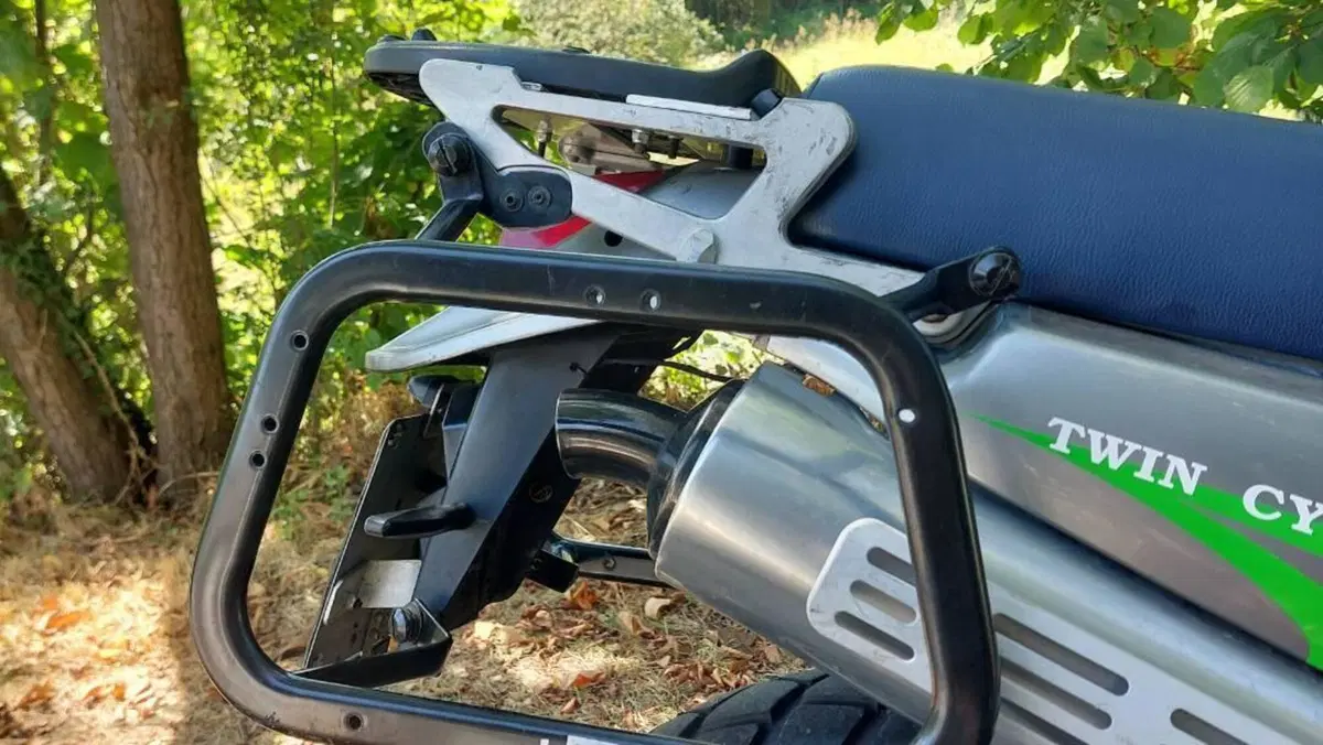 Kawasaki KLE 500 (2001 - 04)  (7)