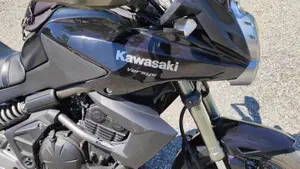 Kawasaki Versys 650 (2010 - 13)  (2)