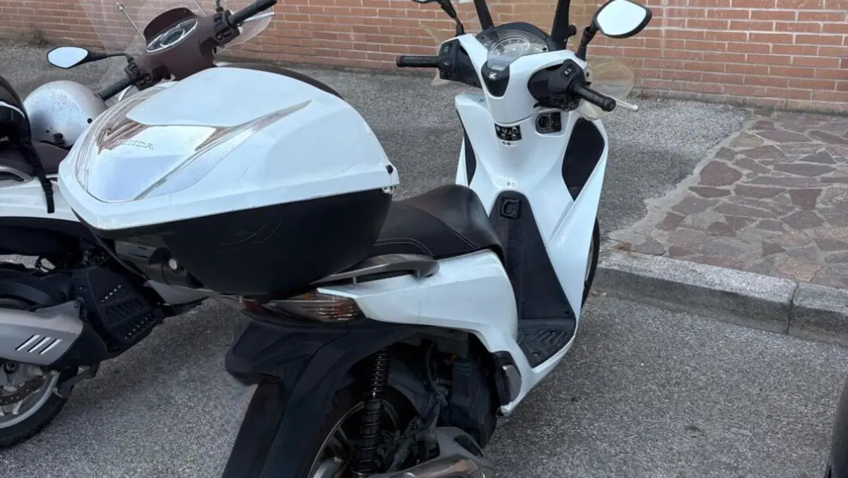 Honda SH 150i (2017 - 19)  (5)